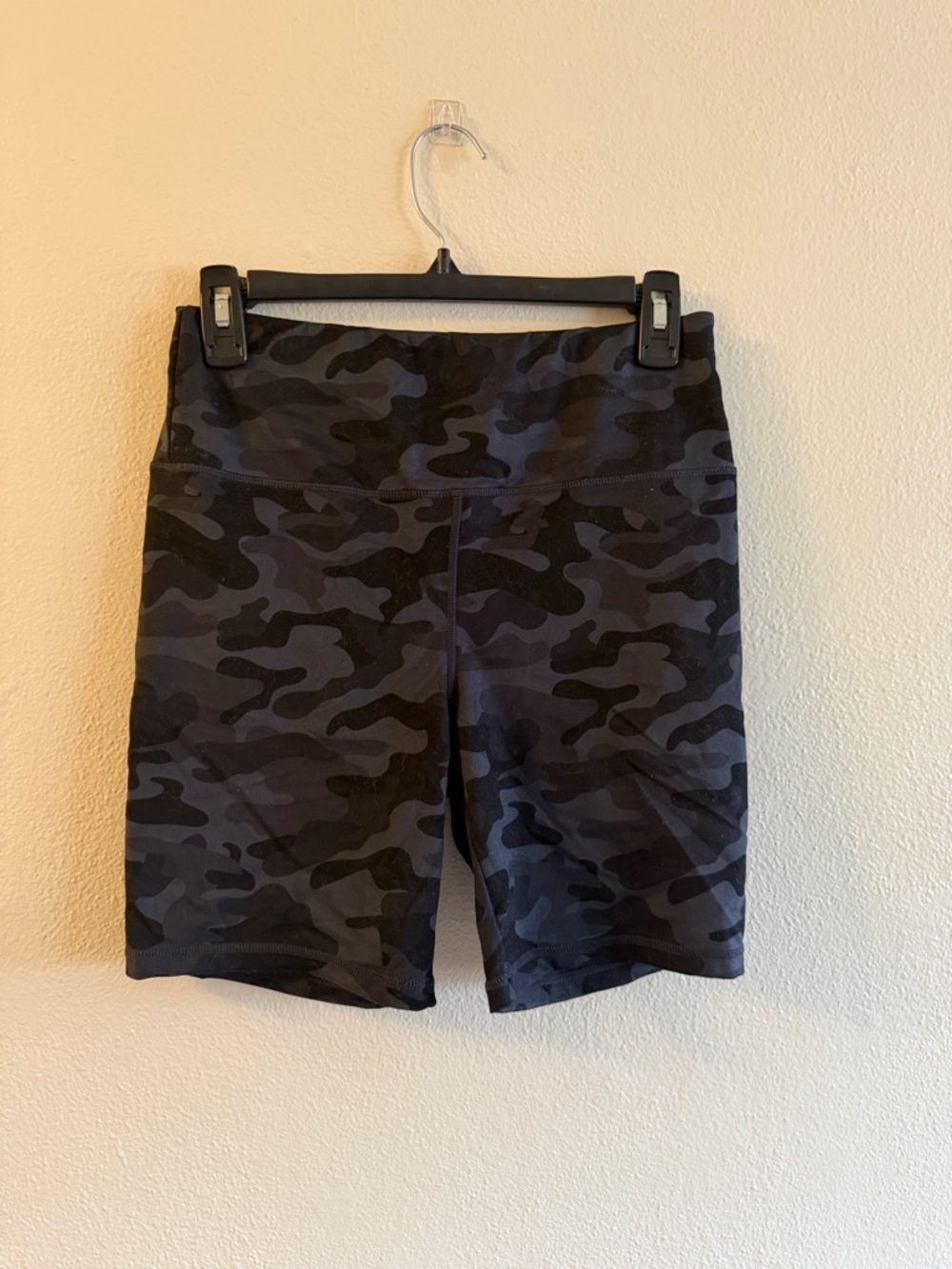 Black & Gray Camo High-Waist Bike Shorts